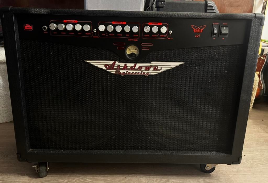 Ashdown fallen angel 60 (full tube) vintage 30 speakers, Ophalen, Zo goed als nieuw
