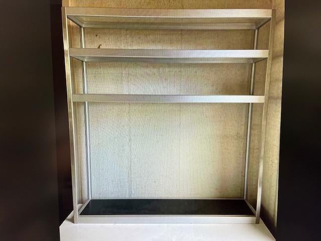 Étagère Kewlox – Aluminium et Tablettes en Verre, Maison & Meubles, Enlèvement, Comme neuf