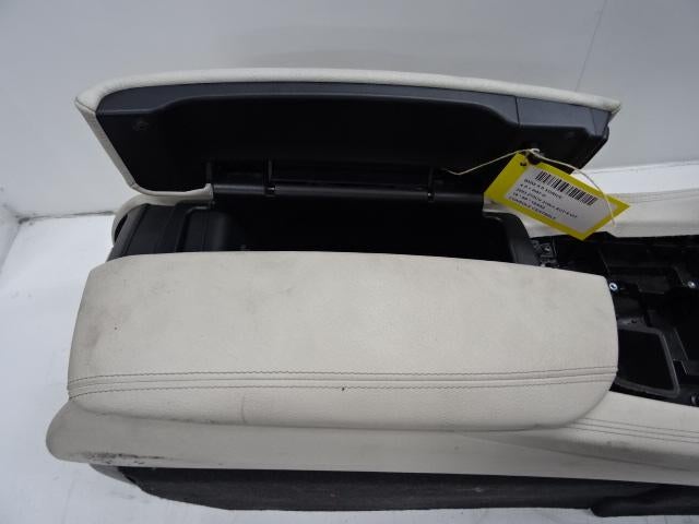 CONSOLE CENTRALE BMW X6 (F16) (01-2014/12-2019), Mevr. I. Hauben, Utilisé, BMW, Rue de l'Espoir 34 34
4030  GRIVEGNÉE, BE