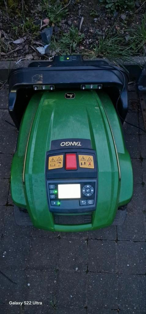 Robot tondeuse John Deere Tango E5, Jardin & Terrasse, Tondeuses robotisées
