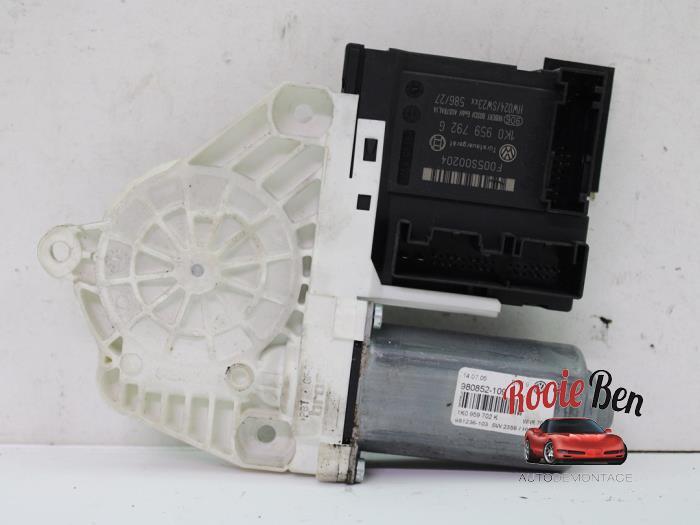 Moteur de vitre portière d'un Volkswagen Passat, Autos : Pièces & Accessoires, Volkswagen, -, 3 mois de garantie, Utilisé