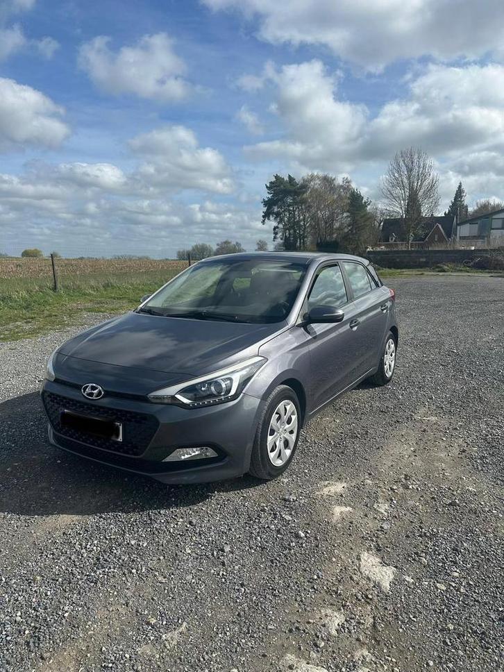 Hyundai I20, Autos, Hyundai, Particulier, i20, ABS, Régulateur de distance, Airbags, Air conditionné, Ordinateur de bord, Verrouillage central