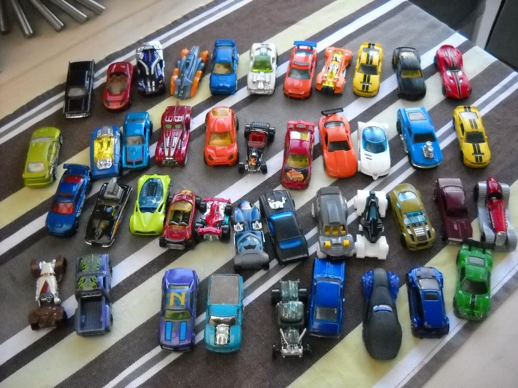 43 hotwheels auto's-zeer goede staat, Ophalen
