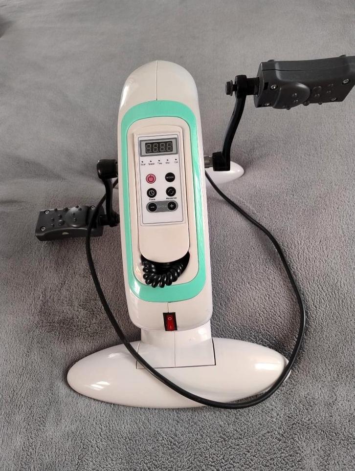 Trainer voor armen en benen., Sport en Fitness, Fitnessmaterialen, Armen, Benen, Ophalen