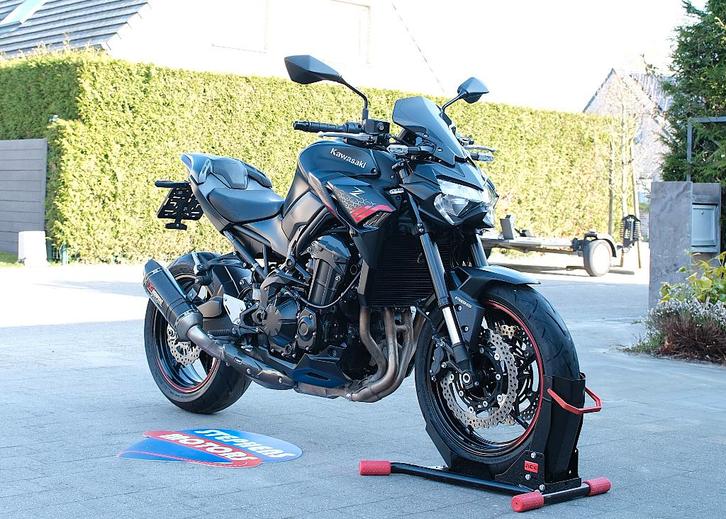 Performances de la Kawasaki Z900, Motos, Motos | Kawasaki, Entreprise, Naked bike, plus de 35 kW, 4 cylindres, Permis Moto A, ABS