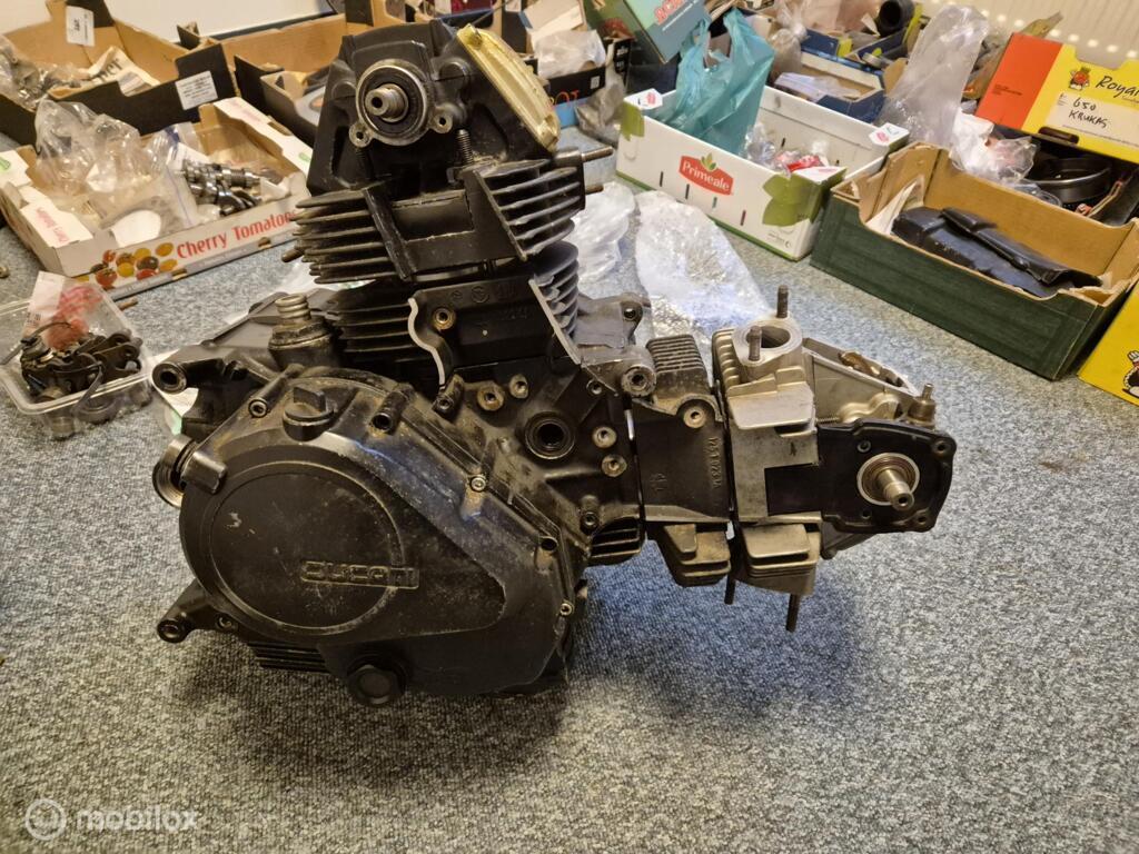 Motorblok carters cilinders motor F3 400 Pantah, Gebruikt, Factorystore.service@ducati.com, Ophalen of Verzenden, Via Antonio Cavalieri Ducati, 74/5, 74/6, 40132 Bologna BO