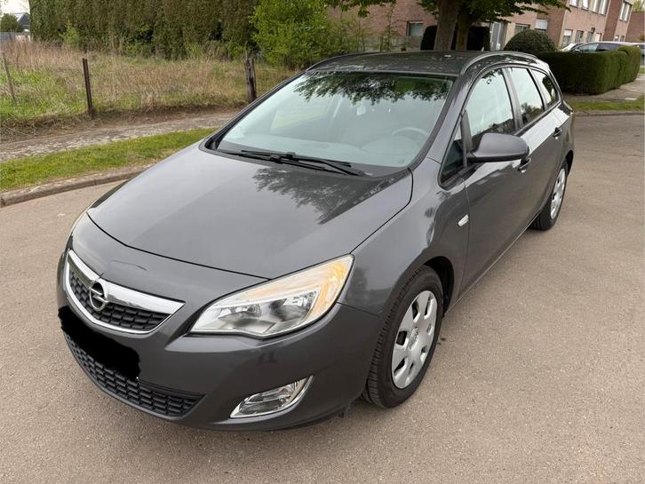Opel Astra tourer 1.3 cdti - 2011- euro 5, Auto's, Opel, Particulier, Astra, Trekhaak, Diesel, Euro 5, Ophalen