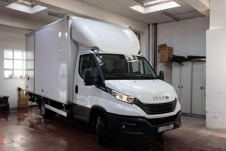 Iveco Daily 35C14 Boite auto 20M3 Hayon Euro6E Carnet Entre, Autos, Camionnettes & Utilitaires, Particulier, Achat, ABS, Caméra de recul