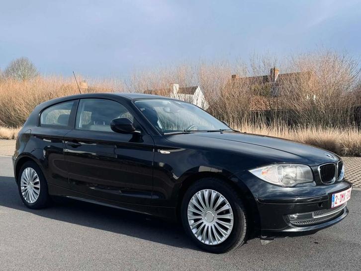 BMW 116i I ESSENCE EN BON ÉTAT, Autos, BMW, Particulier, Série 1, Air conditionné, Essence, Hatchback, 3 portes, Boîte manuelle