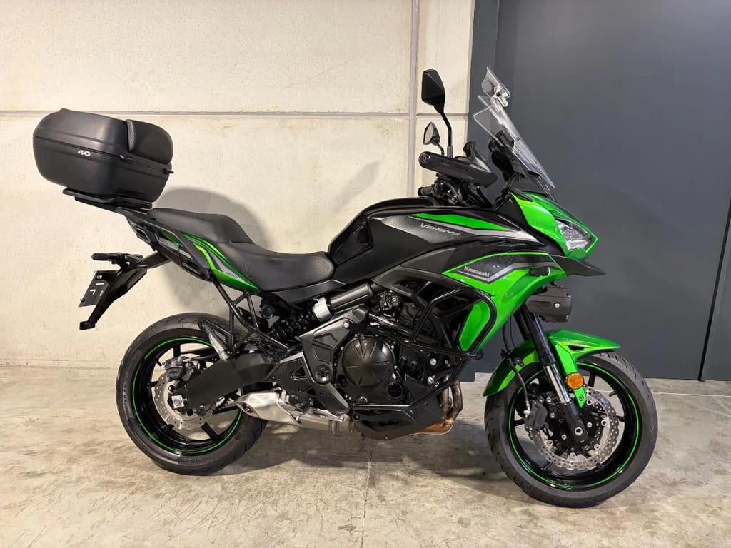 Kawasaki Versys 650 leuke middenklasse touring met extra's, Motos, Tourisme, Entreprise, Plus de 35 kW, 650 cm³
