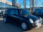 Mini Cooper met keuring verkoop en garantie, Auto's, Mini, Zwart, 4 cilinders, Leder en Stof, Bedrijf