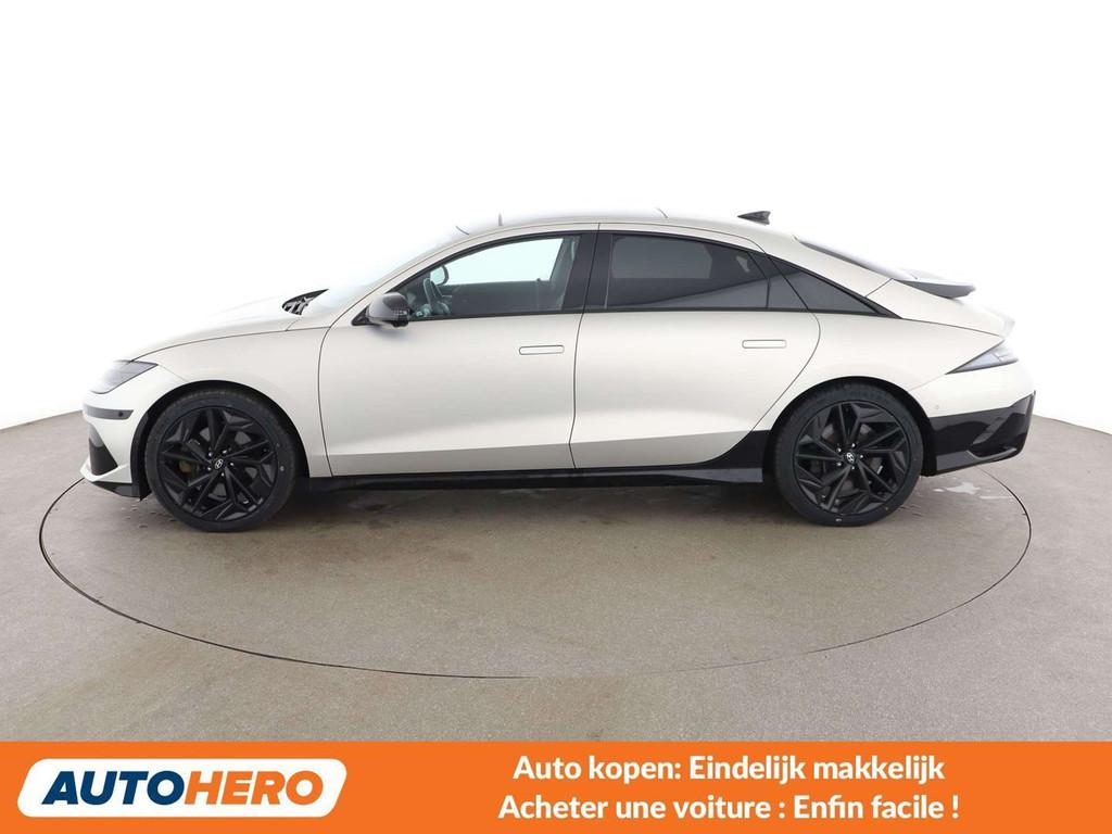 Hyundai IONIQ 6 electric drive 239 kW First Edition 4WD, Autos, Hyundai, Achat, 4 portes, 2096 kg, Noir