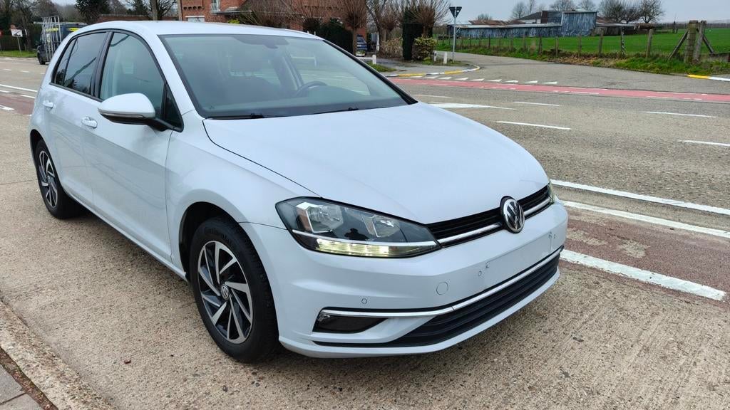 Volkswagen Golf 7 1.0 TSI BMT Joint Essence, Autos, Volkswagen, Argent ou Gris, Achat, 998 cm³, Entreprise
