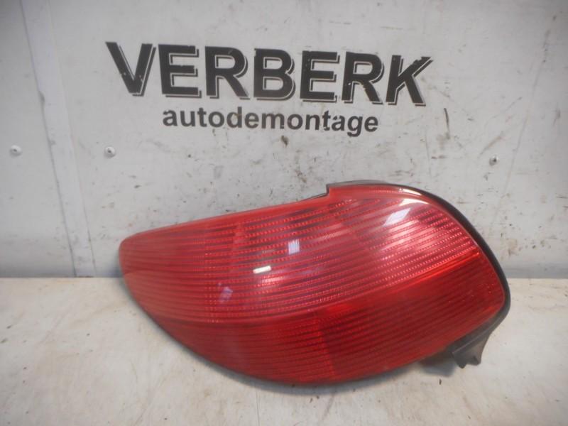 FEU ARRIÈRE GAUCHE Peugeot 206 CC (2D) (01-2000/12-2007), Utilisé, Peugeot