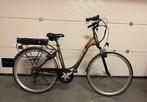 Elektrische fiets bijna nieuw met middenmotor !, Fietsen en Brommers, Elektrische fietsen, 55 tot 59 cm, Ophalen, Nieuw, 50 km per accu of meer