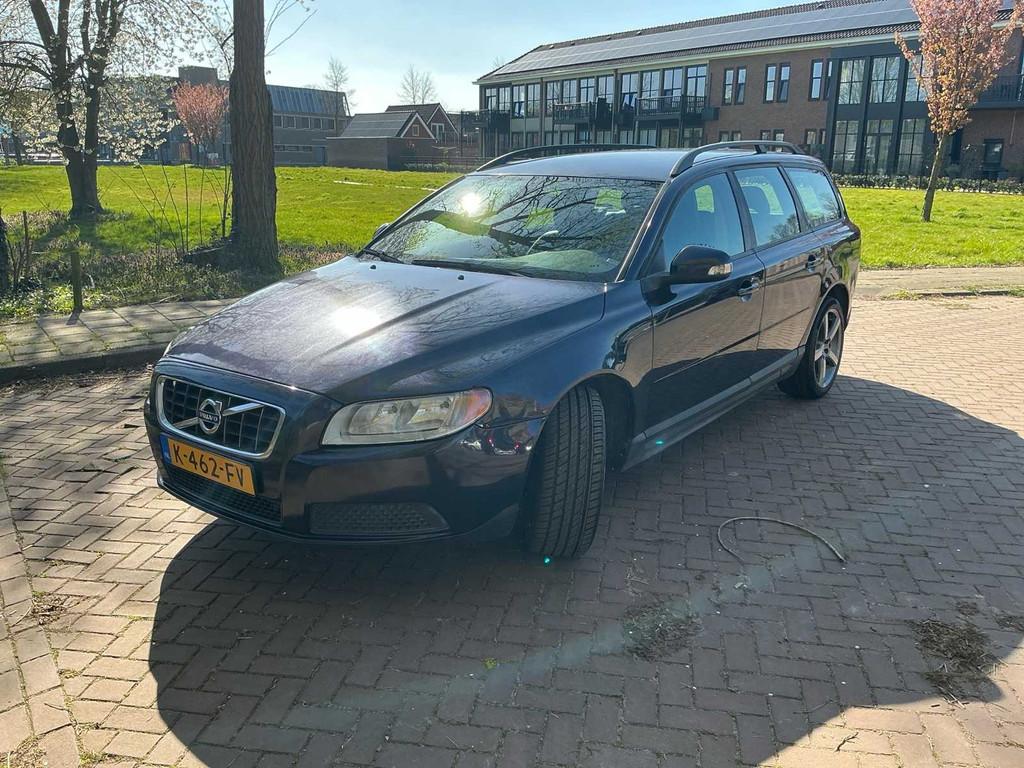 2010 Volvo V70 2.5T Momentum Personenauto, Auto's, Gebruikt, V70, Bedrijf, Break