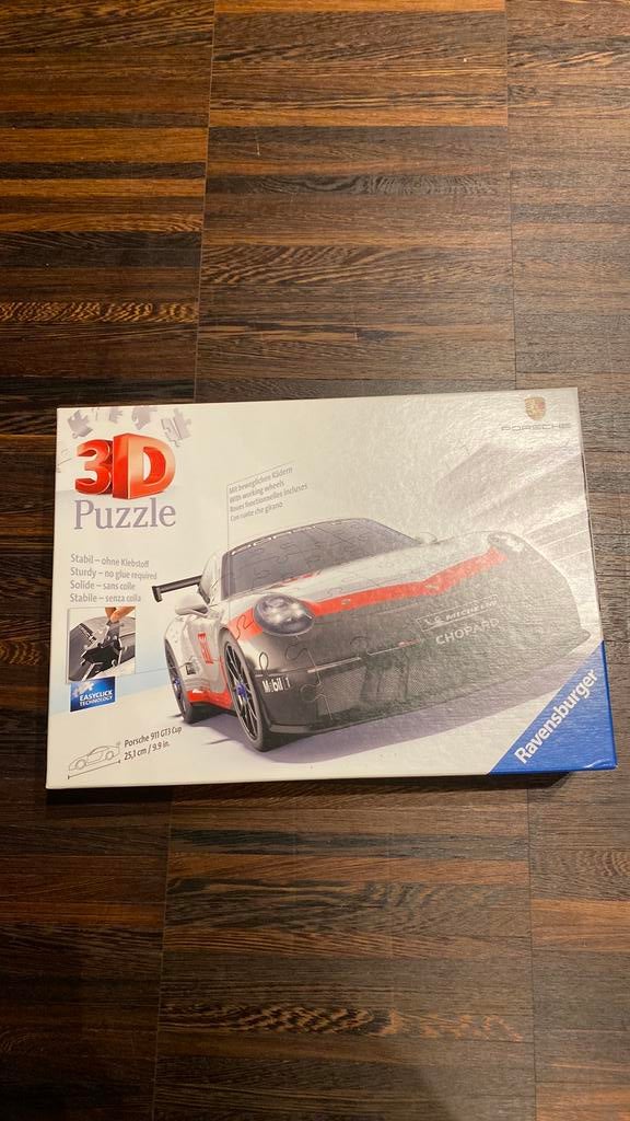 Ravensburger porsche 911 3D puzzle!, Ophalen of Verzenden, Minder dan 500 stukjes, Zo goed als nieuw, Rubik's of 3D-puzzel