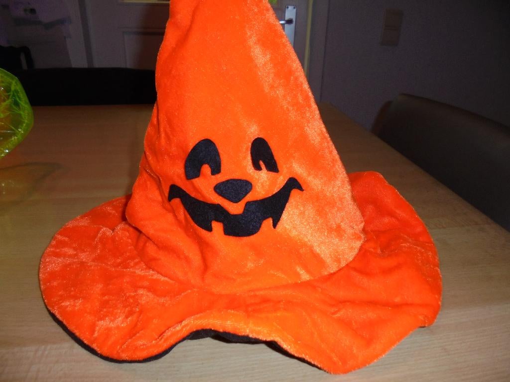 Stoffen Halloween hoed, Ophalen of Verzenden, Zo goed als nieuw, Hoed of Pruik