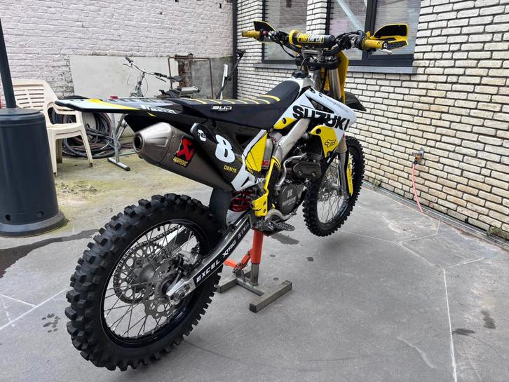 Suzuki rmz 250 2018, Fietsen en Brommers, Brommers | Crossbrommers, Zo goed als nieuw, Suzuki, Ophalen