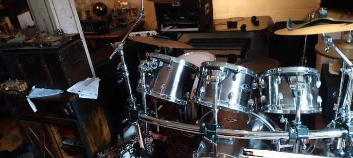 Drumstel pearl export met alle toebehoren, Muziek en Instrumenten, Drumstellen en Slagwerk, Gebruikt, Pearl, Ophalen