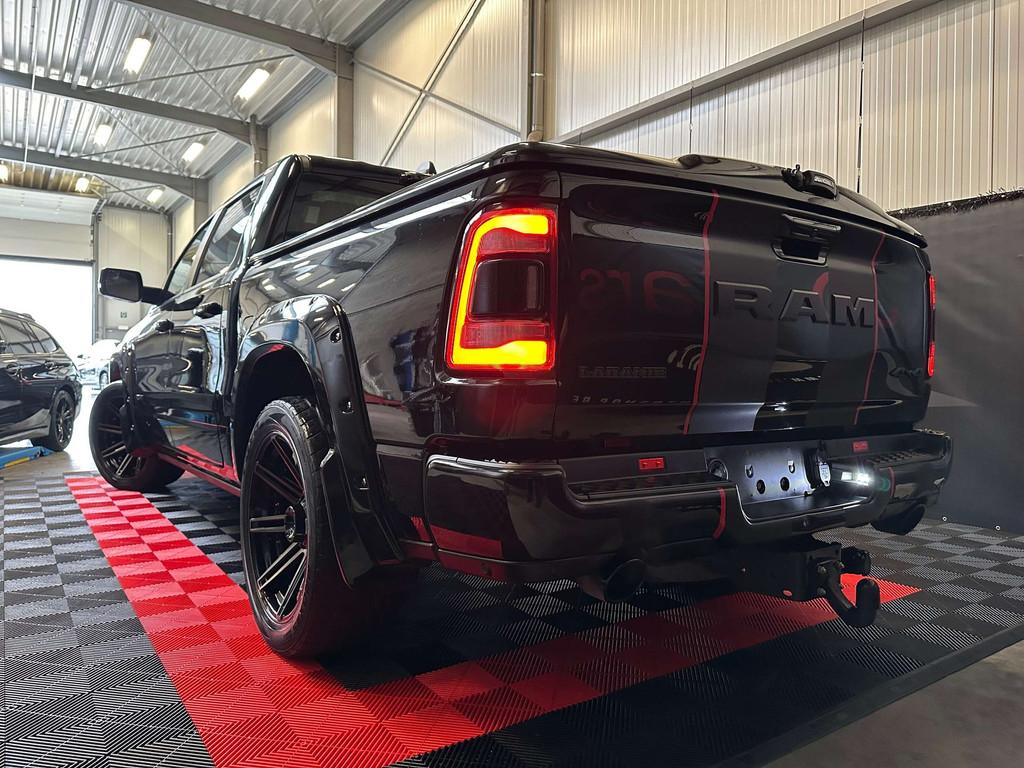 Dodge RAM 1500/V8/Laramie/Limited/Night/Hulk Edition/Pano/Lu, Zwart, Bedrijf, 5 zetels, RAM 1500