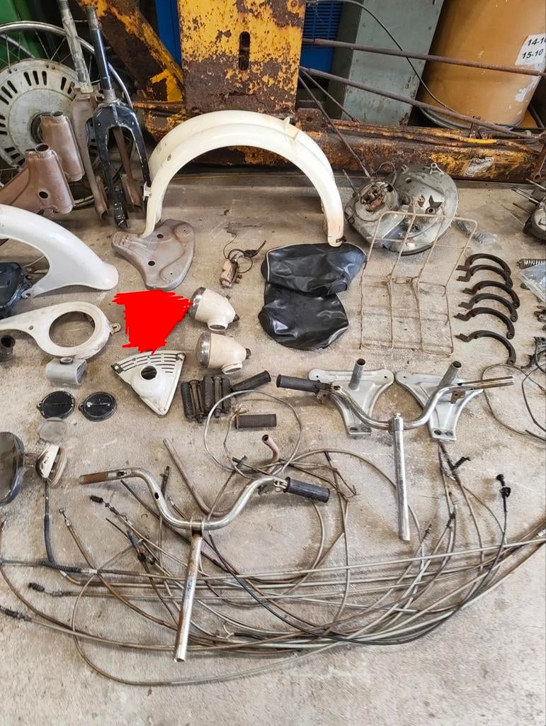 Honda p50 lot, Fietsen en Brommers, Ophalen