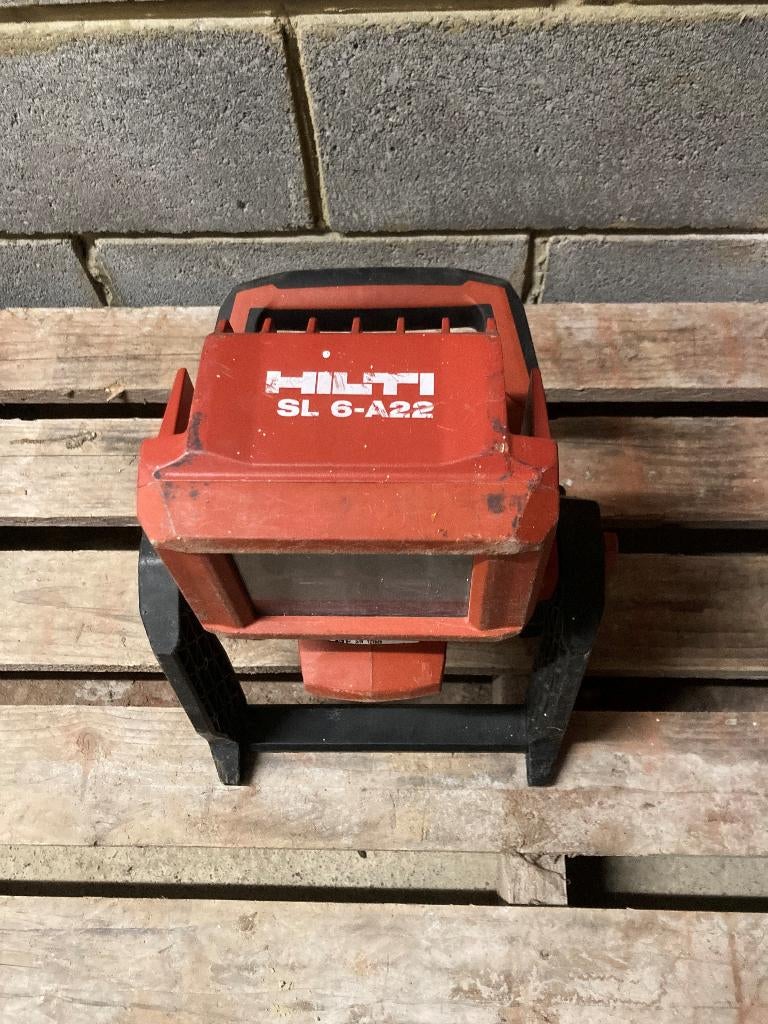 Lampe Hilti, Enlèvement ou Envoi, Utilisé