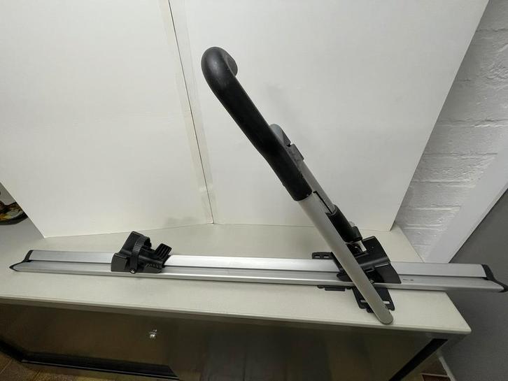 Porte-vélos universels Atera Giro AF, Autos : Divers, Porte-vélos, Comme neuf, Enlèvement ou Envoi