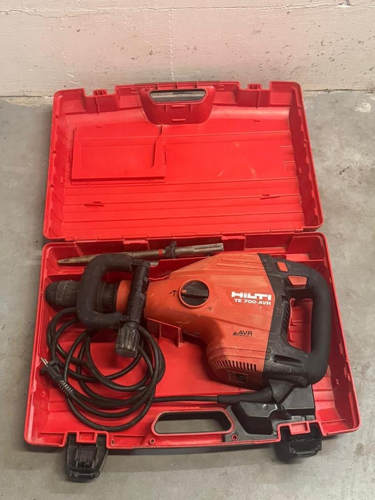 Titel: Hilti TE 700 AVR 
Beschrijving: chipper/hammer p, Ophalen
