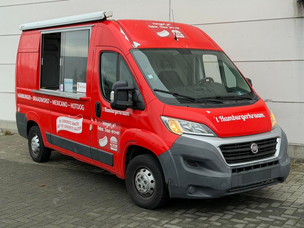 Instapklaar foodtruck vergund met slechts 23dkm!, Autos, Camionnettes & Utilitaires, Entreprise, Achat, Fiat, Diesel, 4 portes