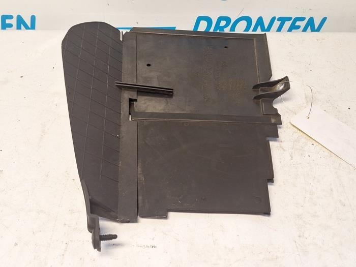 Couvercle de la batterie d'un Volkswagen Transporter, Autos : Pièces & Accessoires, Batteries & Accessoires, Volkswagen, Utilisé