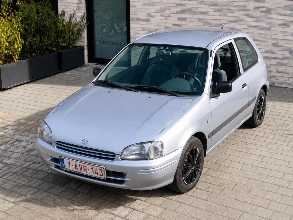Toyota Starlet Gekeurd voor verkoop+ roos formulier, Auto's, Toyota, Particulier, Starlet, Metaalkleur, Radio, Benzine, Stadsauto