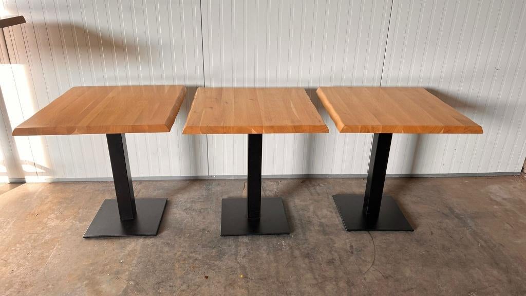 Eiken tafel met smeedijzeren voet, Huis en Inrichting, Tafels | Eettafels, Ophalen, 50 tot 100 cm, 50 tot 100 cm, Zo goed als nieuw