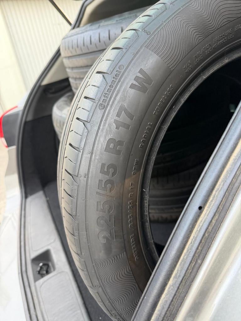 Pneu, Autos : Pièces & Accessoires, Pneus & Jantes, Enlèvement ou Envoi, Véhicule de tourisme, Pneus été, Utilisé