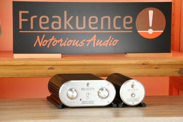 Musical Fidelity Nu-Vista 300 / NuVista Pre-amp. Hybride!, Audio, Tv en Foto, Versterkers en Ontvangers, Zo goed als nieuw, Ophalen of Verzenden