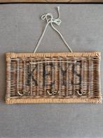 Landelijk Rotan Sleutelrekje – "Keys", Ophalen