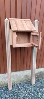 Brievenbus hout, Enlèvement, Bois