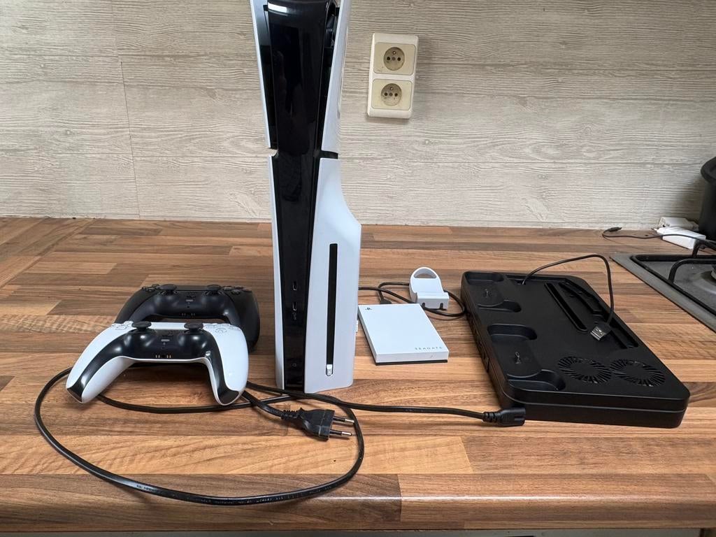 PlayStation 5 slim disc, Consoles de jeu & Jeux vidéo, Consoles de jeu | Sony PlayStation 5, Enlèvement, Comme neuf, Playstation 5