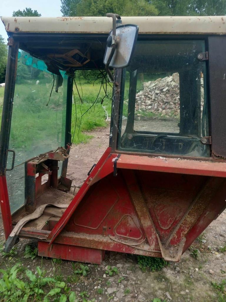 Cabine pour tracteur international 955-1055
