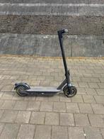 Ninebot G30 - Zeer goede staat - Inclusief lader & Accesoire, Ophalen, Zo goed als nieuw, Elektrische step (E-scooter), Segway ninebot