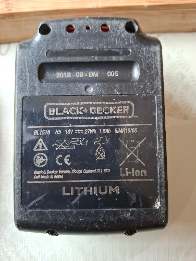 Accu 18V Black and Decker Boormachine, Ophalen of Verzenden, Gebruikt, 400 tot 600 watt, Boormachine