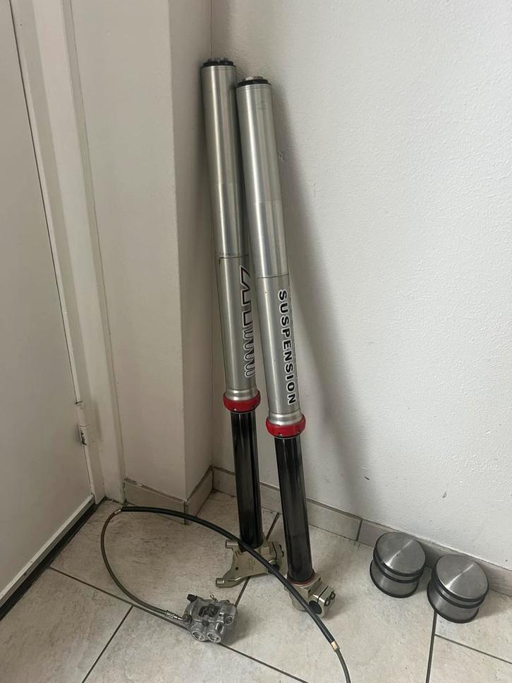 Ktm 85 sxs factory olie voorvork zwarte binnenpoten, Motos, Motos | KTM, Particulier, Enlèvement ou Envoi