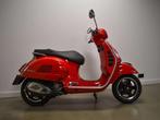 Vespa GTS Super 125 Piaggio Vespa GTS / Super 125 ie, Motoren, Scooter, Bedrijf, 11 kW of minder, 124 cc