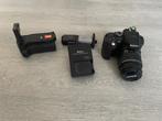 Nikon D5300 met lens 18-55mm + 2 batterijen + batterygrip, Audio, Tv en Foto, Ophalen of Verzenden, Zo goed als nieuw, Nikon