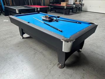Pooltafel 8FT biljart Zwart met Blauw laken met Balreturn beschikbaar voor biedingen