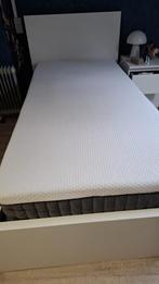 Eenpersoonsbed ikea malm, Huis en Inrichting, Slaapkamer | Bedden, Ophalen, 90 cm, Eenpersoons, Wit