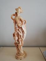 Aziatische dame uit imitatie ivoor, Antiquités & Art, Art | Sculptures & Bois, Enlèvement ou Envoi