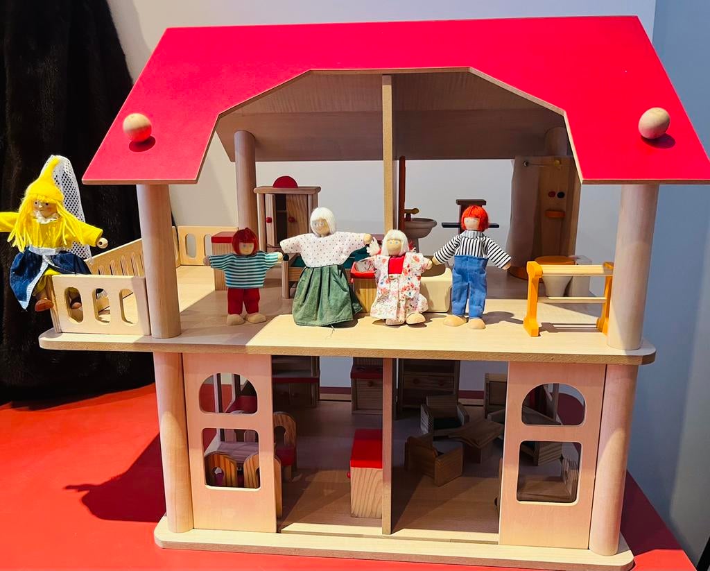 Groot houten poppenhuis, Kinderen en Baby's, Speelgoed | Poppenhuizen, Zo goed als nieuw, Poppenhuis, Ophalen of Verzenden