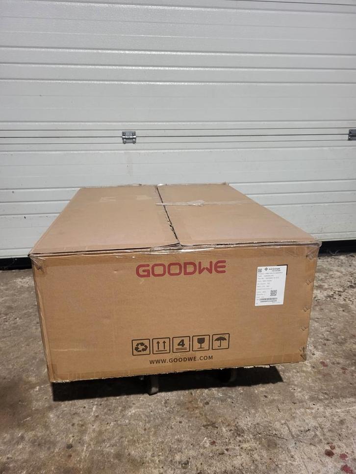 Goodwe omvormer GW60KS-MT, Doe-het-zelf en Bouw, Zonnepanelen en Toebehoren, Ophalen