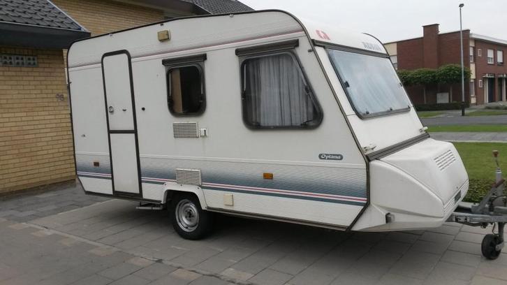 Caravan Adria opt 400 T, Caravans en Kamperen, Caravans, Particulier, tot en met 3, Adria, 2 aparte bedden, Ophalen